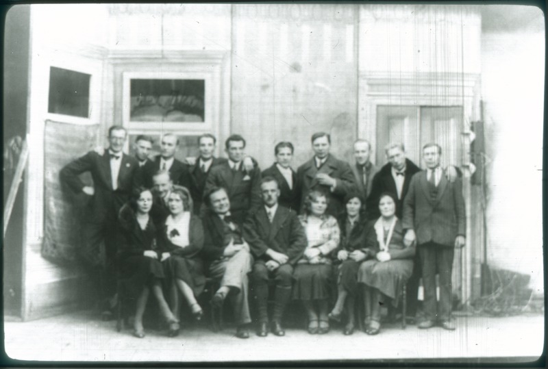 Reprofoto. "Grand Marina" lava taga.