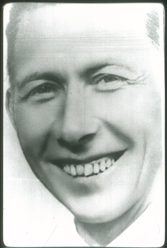 Reprofoto. Julius Koppel.