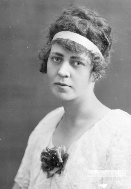 Foto, negatiiv, Olga Mikk-Krull, portree, 1920