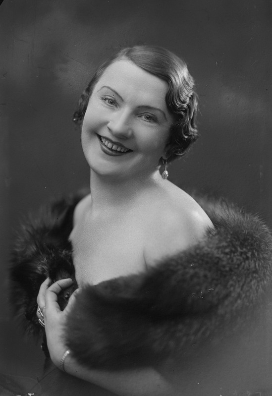 Mari Möldre, portree, 1935