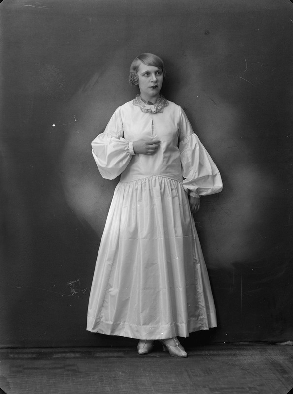 Netty Pinna, portree  ligikaudselt 1923 aastast