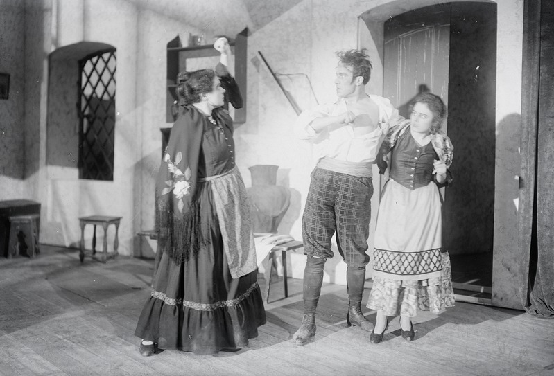 Väär armastus, Estonia, 1929