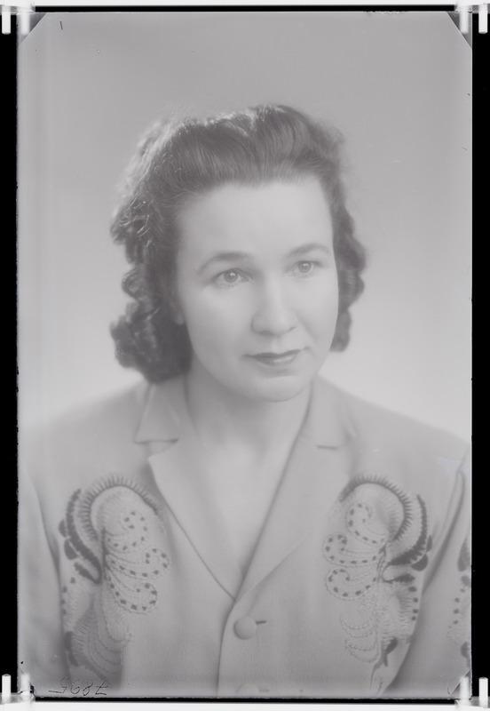 Meta Kodanipork, portree, ca 1947-1948