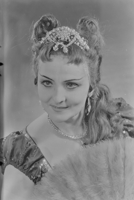 Hoffmanni lood, Teater Estonia, 1957, osades: Giulietta – Gerda Murre