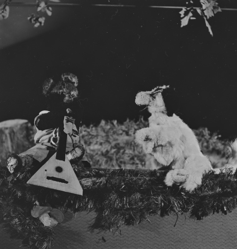 Loomade kontsert, Nukuteater, 1952, osades: Miška - Raivo Kuremaa, Sõbrake – Ants Kivirähk