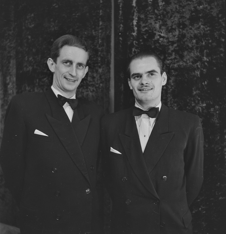 pildil: Vello Viisimaa, Kalju Vaha, 1953
