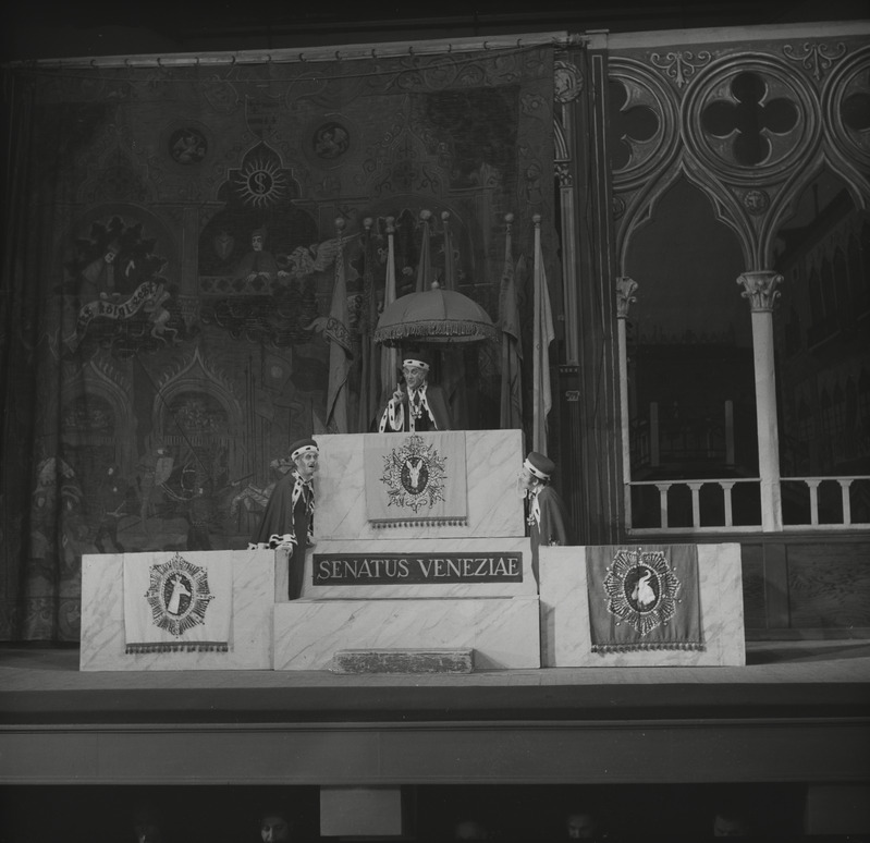 Öö Venetsias, Teater Estonia, 1951, osades: Berbarigo – Kalju Vaha, Delaqua – Hugo Malmsten, Chestaccio – Alfred Mering