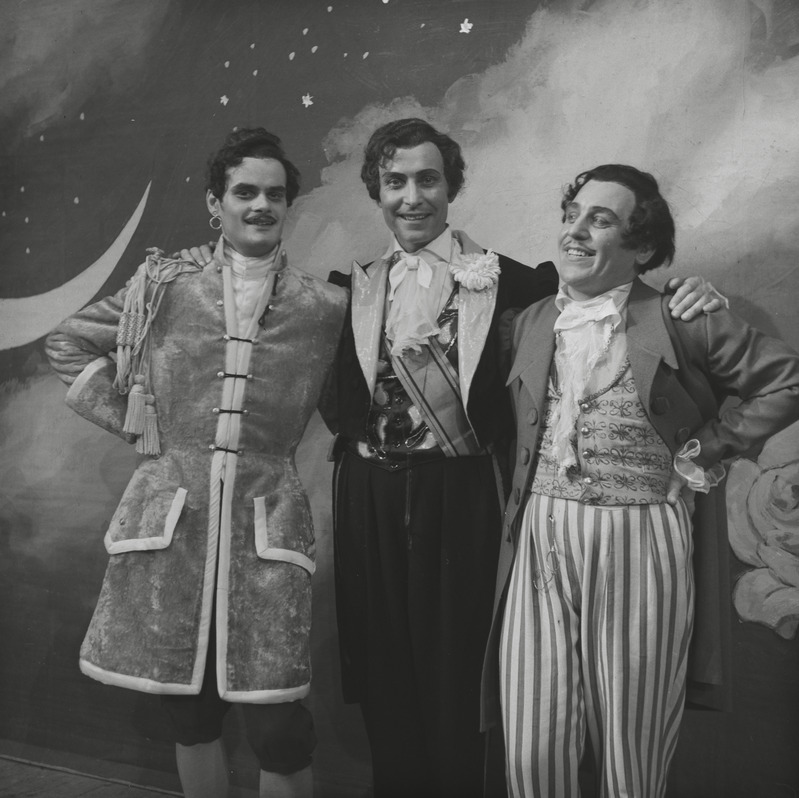 Öö Venetsias, Teater Estonia, 1951, osades: Pappacoda – Vello Viisimaa, Guido – Feliks Juhandi, Caramello – Heino Otto