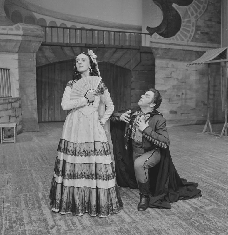 Carmen, Teater Estonia, 1955, osades: Don Jose – Viktor Gurjev, Carmen – Vivika Vasar