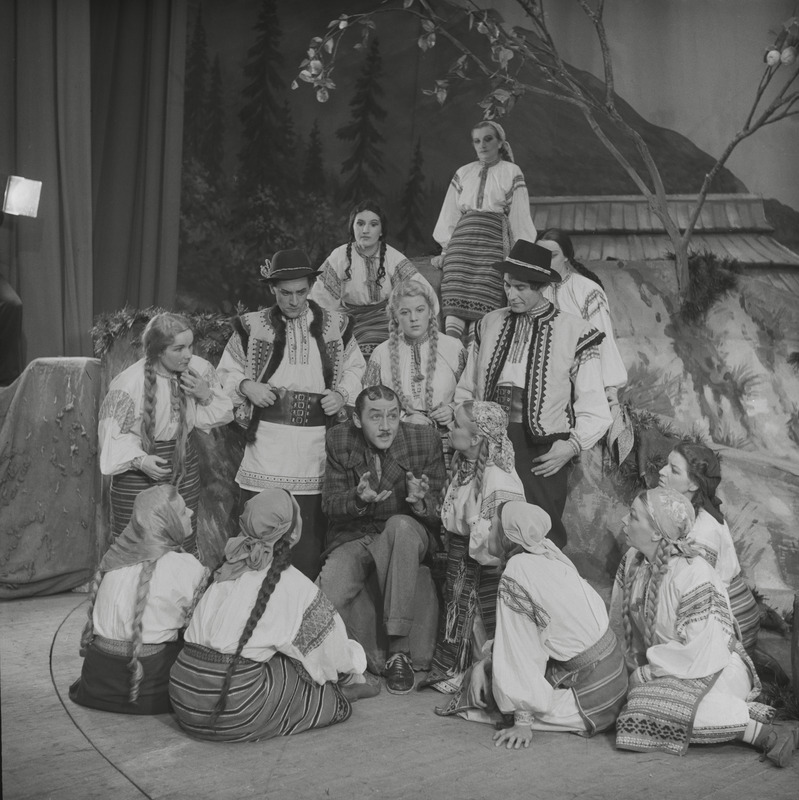 Trembita, Teater Estonia, 1950, osades: Sussik – Valter Luts