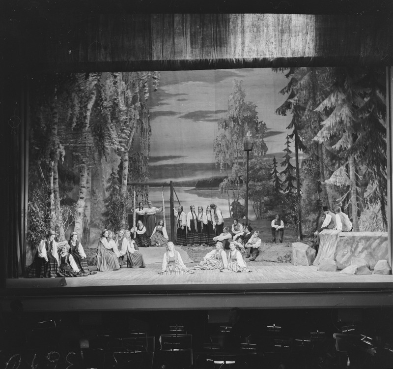 Rummu Jüri, Teater Estonia, 1955, pildil: stseen lavastusest