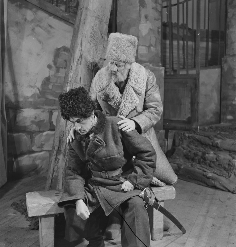 Vaikne Don, Teater Estonia, 1947, osades: Grigori – Karl Ots, Saška – Ott Raukas