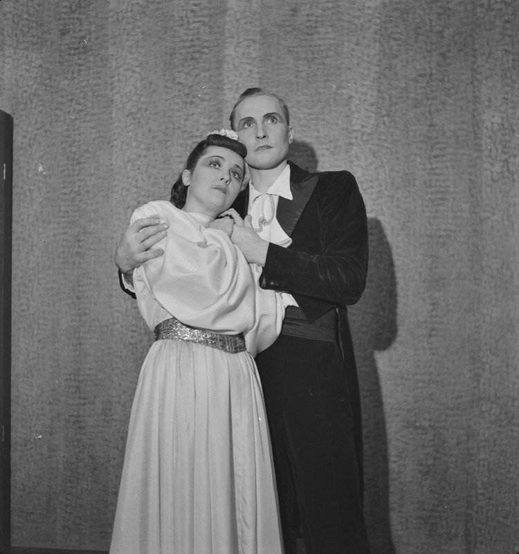 pildil: Artur Koit ja Hilda Malling, balletiartistid