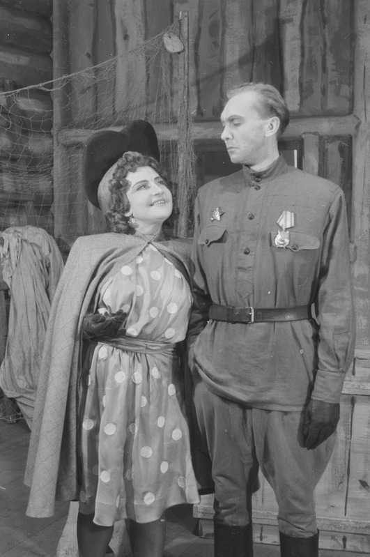 Tagaranna meeste kalakuunar, Teater Estonia, 1947, osades: Ludmilla – Mari Möldre, Lautri Tiudur – Heino Mandri
