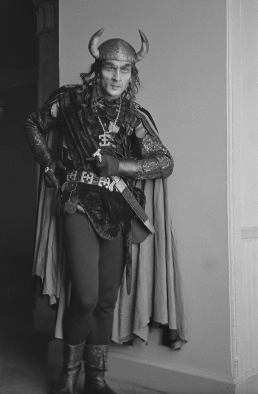 Kalevipoeg, Teater Estonia, 1948, osades: Sorts – Boris Blinov