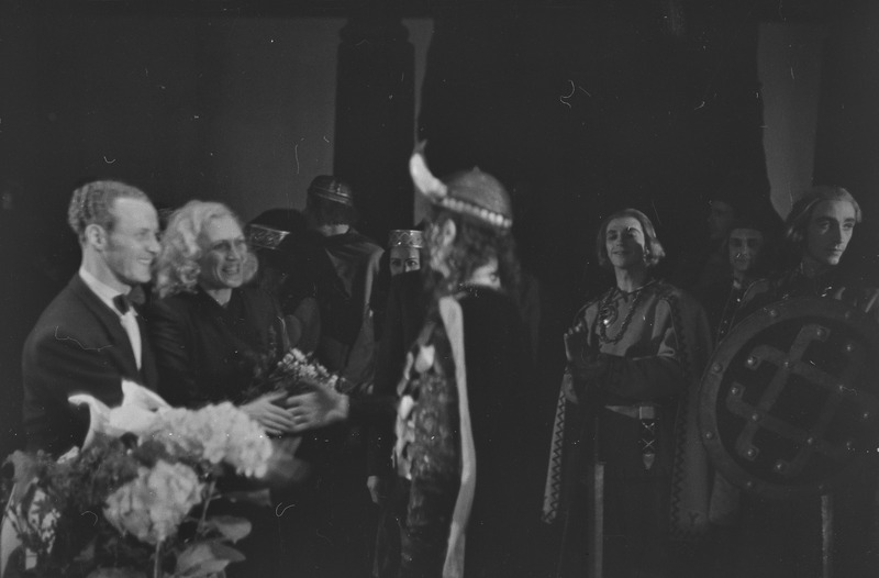 Kalevipoeg, Teater Estonia, 1953, pildil: Sorts – Boris Blinov, Boris Blinovi juubel