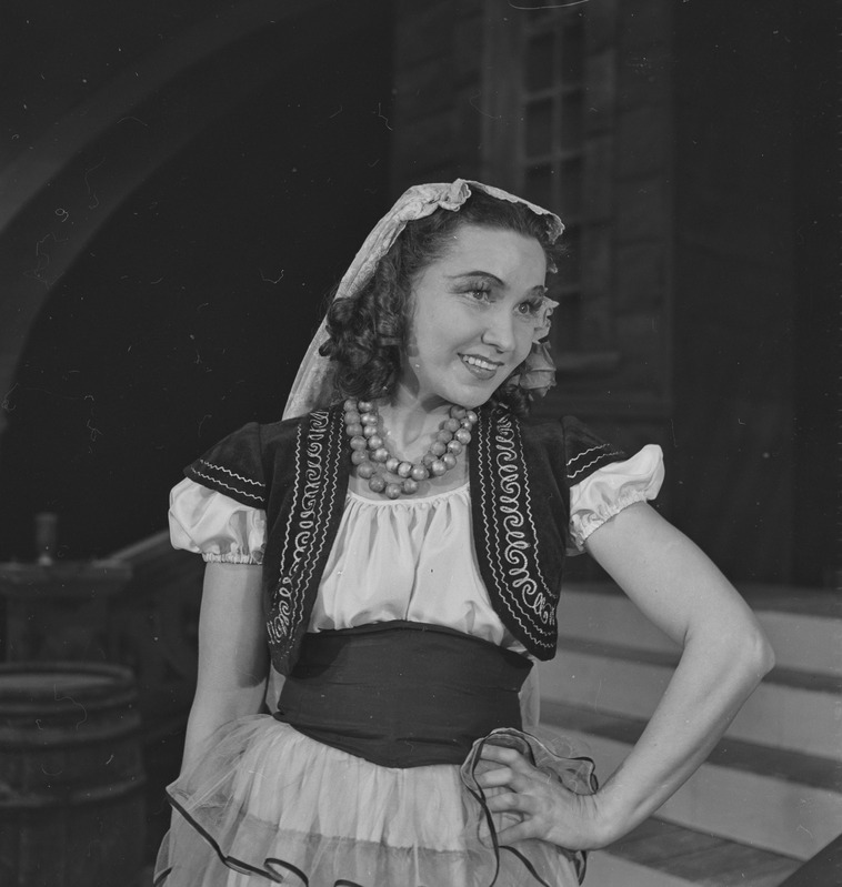 Suur viiuldaja, Teater Estonia, 1948, osades: Lola – Meta Kodanipork