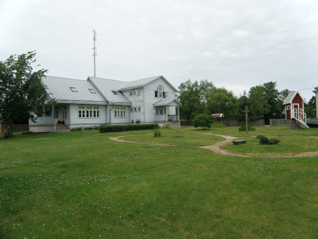 Vormsi lasteaed ja koolituskeskus