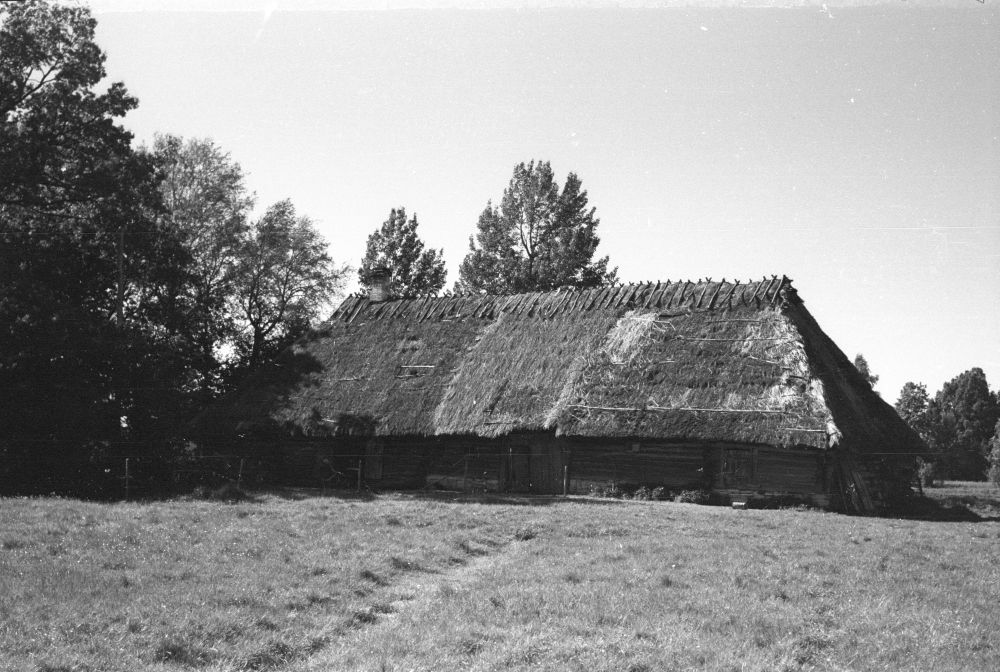 Tiige talu rehemaja Tõnumaa külas, eestvaade.
