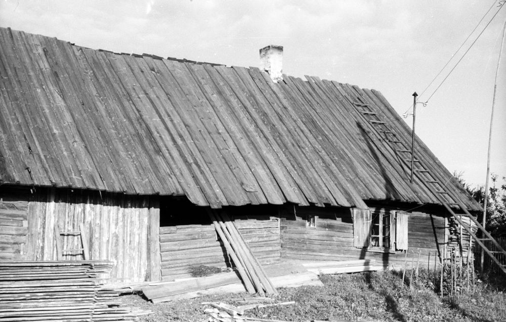 Peebu talu rehemaja Venekülas, eestvaade.