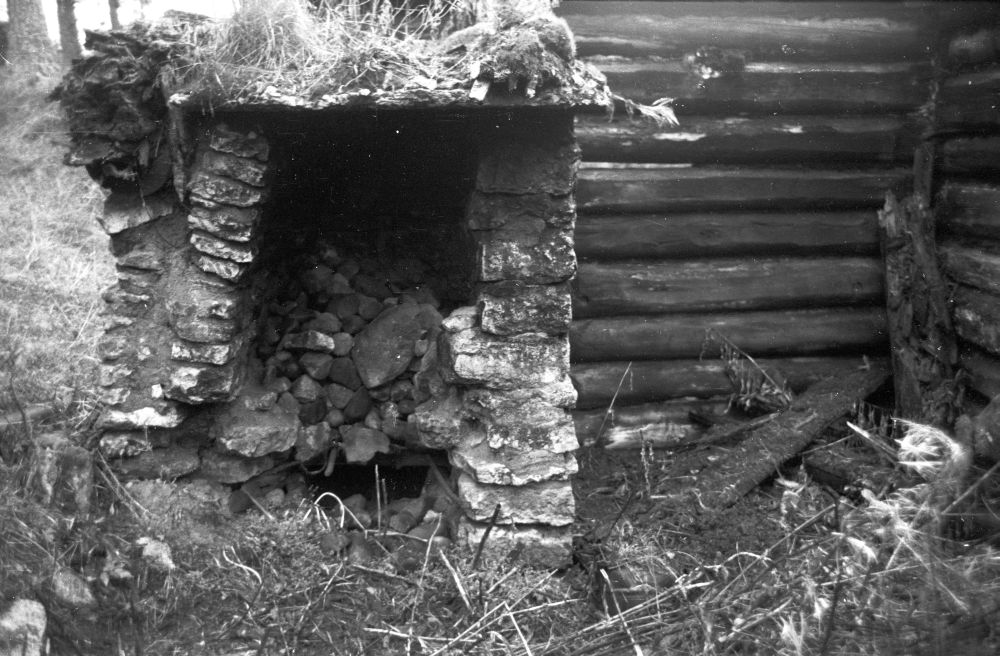 Möldri talu saun Kahala külas, sauna ahi.