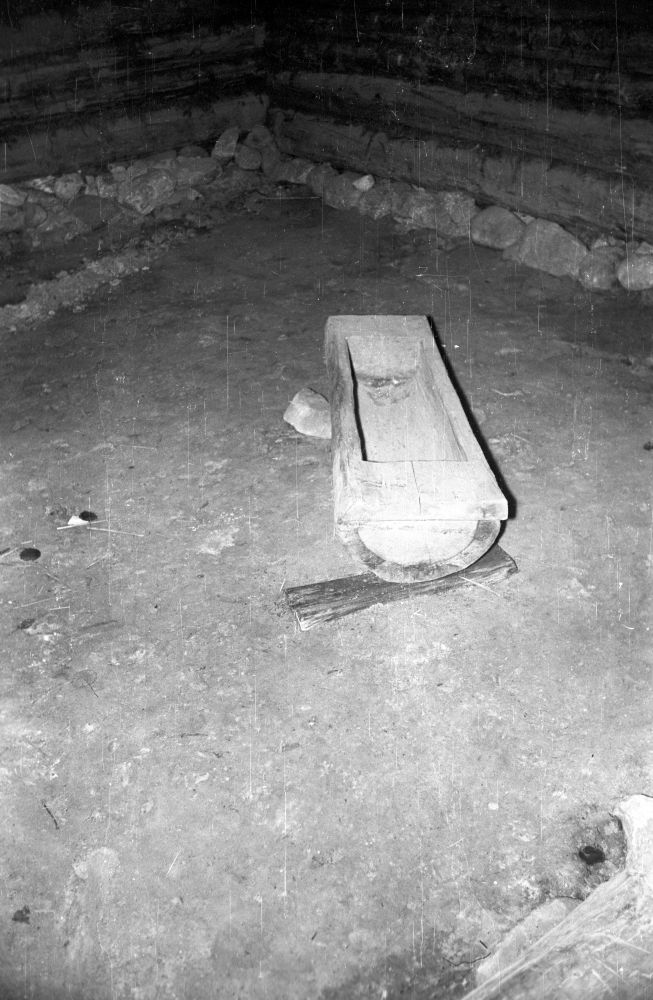 Sassi-Jaani talu sealaut, seasöögiküna.