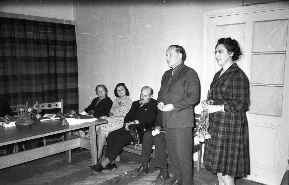 Eesti Riikliku Vabaõhumuuseumi 15.aastapäeva tähistamine 22.mail 1972, tänuavaldused direktori kabinetis.
