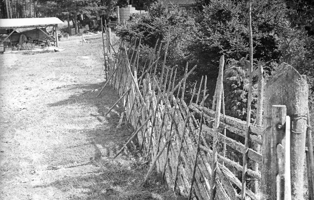 Uuepõllu talu püstandaed (korendusaed).