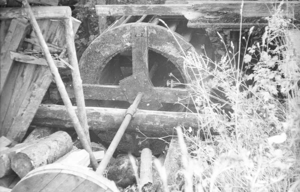 Vesiveski vesiratas, pealtjooksuga.