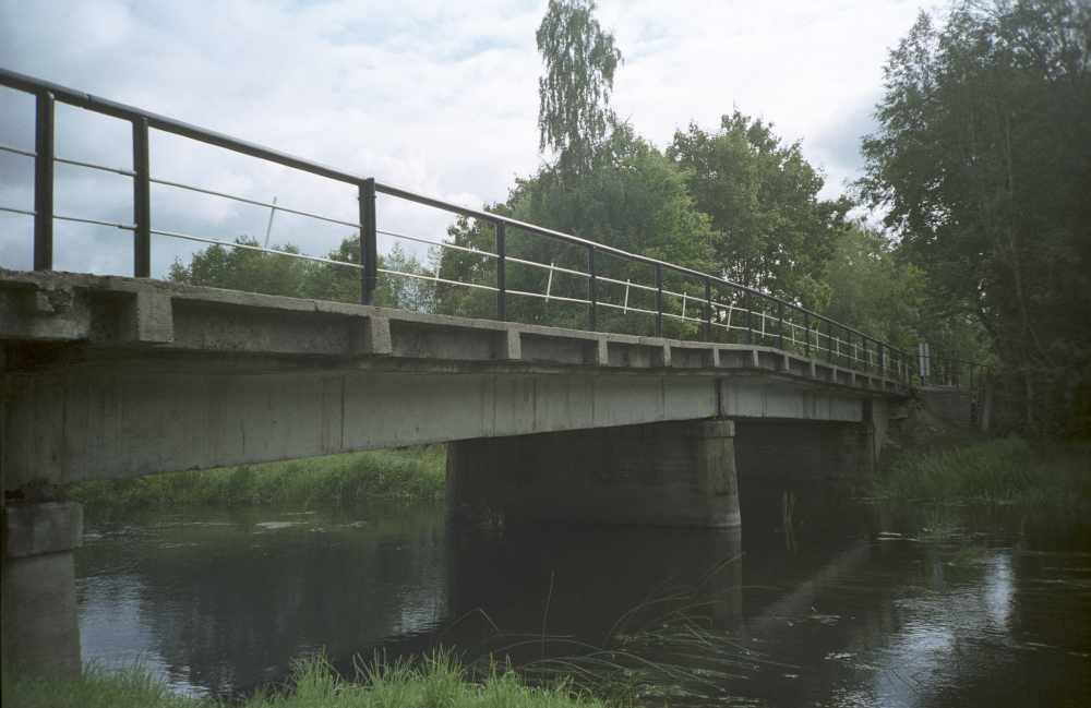 Maanteesild üle Pärnu jõe Türi-Allikul