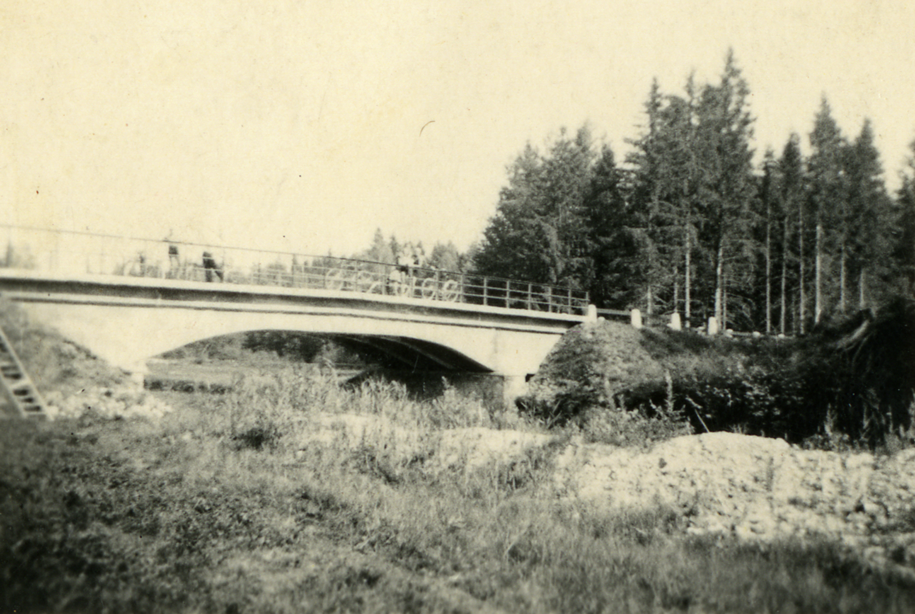 UUe silla valmimine Kunda jõel