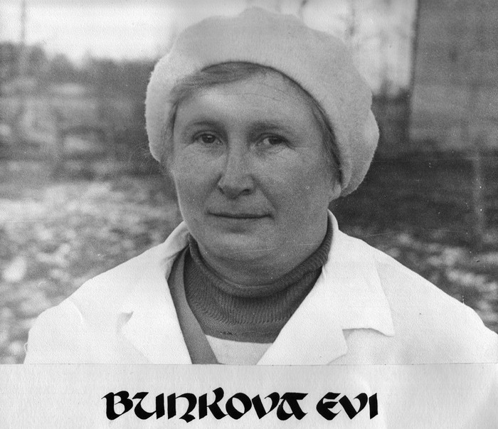 portreefoto Bunkova Evi