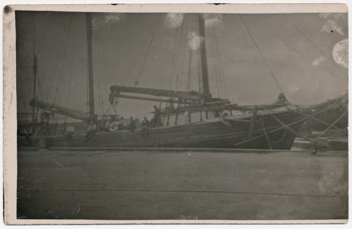 Foto. Purjelaev "Sektuna", hiljem "Puulaid"