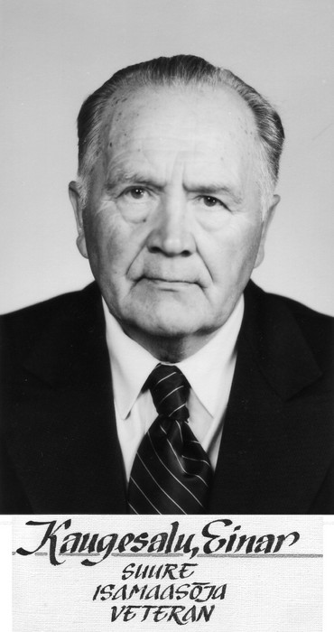 Portreefoto Einar Kaugesalu