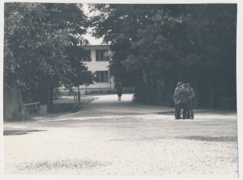 Kärdla Keskväljak, kultuurimaja