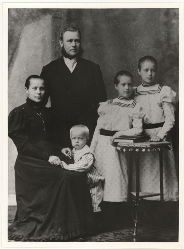 Keila-Joa mõisa valitseja Ivan Adamovitš Sepper perekonnaga