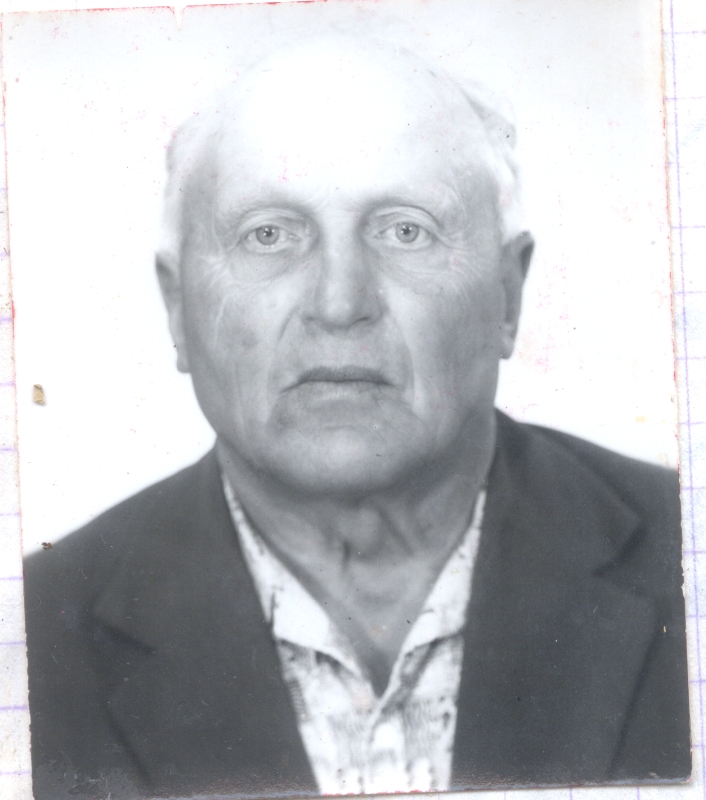 Foto. Sulev Hellik. Portree. Eesti Sõjameeste Lõuna-Läänemaa Ühenduse kroonikaraamatust. VI. HM 8453:1