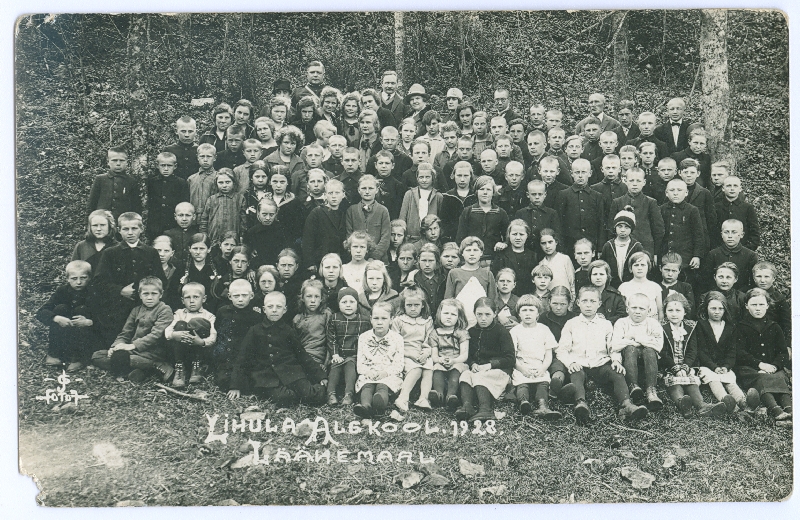 Foto. Lihula algkool Läänemaal. 1928. Mustvalge.