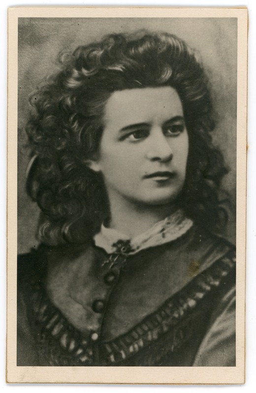 Foto. Lydia Koidula. Eesti luuletaja. (24.XII.1843 - 11.VIII. 1886.).