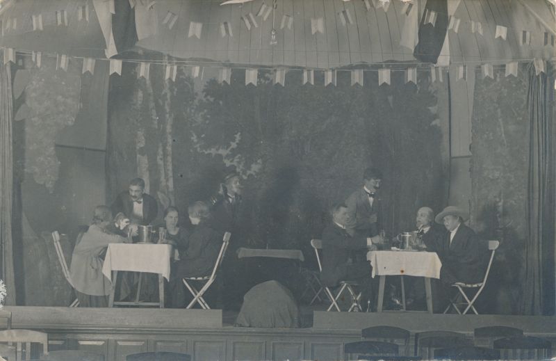 Foto. Haapsalu selts "Kungla" asjaarmastajate näiteringi etendus, u. 1925.a.