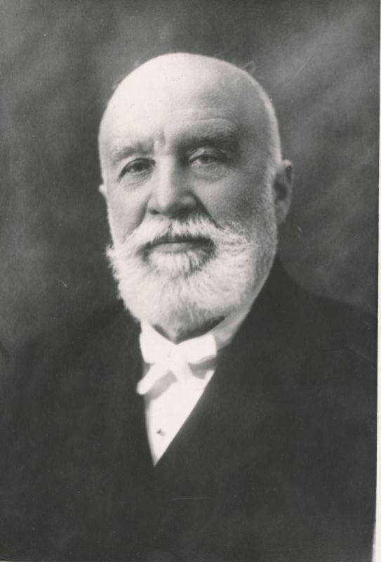 Foto. M. J. Eisen (1857-1934). Rahvaluule uurija. Rinnaportree.