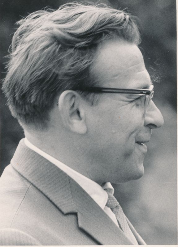 Foto. Haapsalu rajooni koolide õpetajate laager Rannakülas, august 1964.a. Fotol ENSV haridusminister F.Eisen. Foto: Ilmarine Möldri.