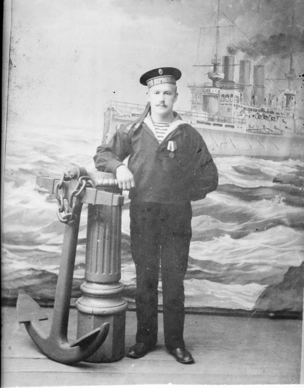 Negatiiv. Laaniste, Johannes. Võttis osa Oktoobrirevolutsioonist Petrogradis. 1918.a.
Kopeerija: M. Arro, 1967.