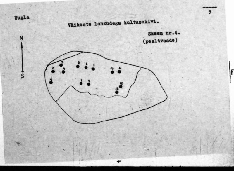 Negatiiv. Uugla. Väikeste lohkudega kultusekivi.
Ü.p. 1976.
