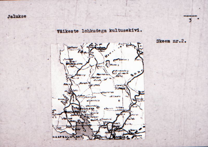 Negatiiv. Jalukse. Väikeste lohkudega kultusekivi.
Ü.p. 1976.