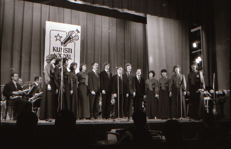 Negatiiv. 1981.a. Kunstinädala avamine Haapsalu raj. Kultuurimajas. 10.04.1981. Foto: T. Kempi