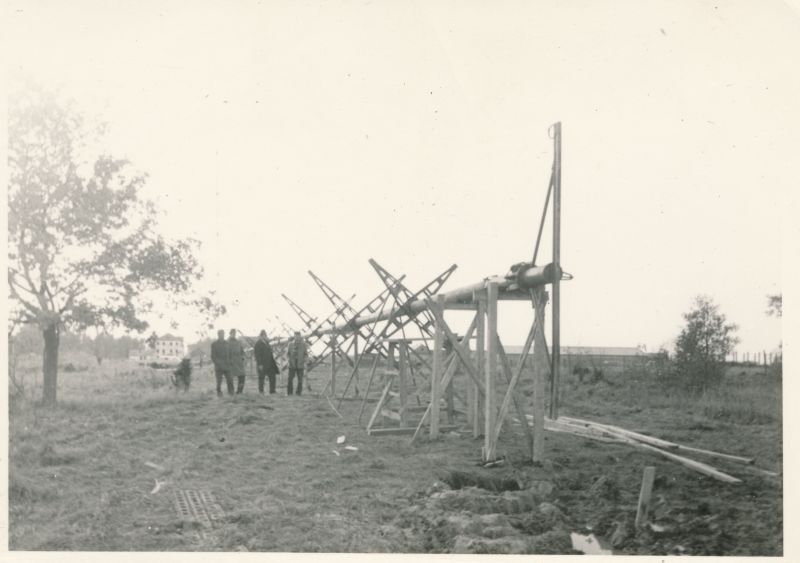 Foto. Haapsalu (Uuemõisa) Televisiooni retrakslaatori ehitus Haapsalus (Uuemõisas), 1974
