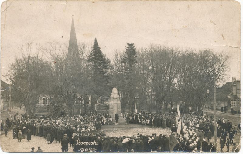 Foto. Haapsalu Vabadussõja mälestussamba avamine 9. XI 1924