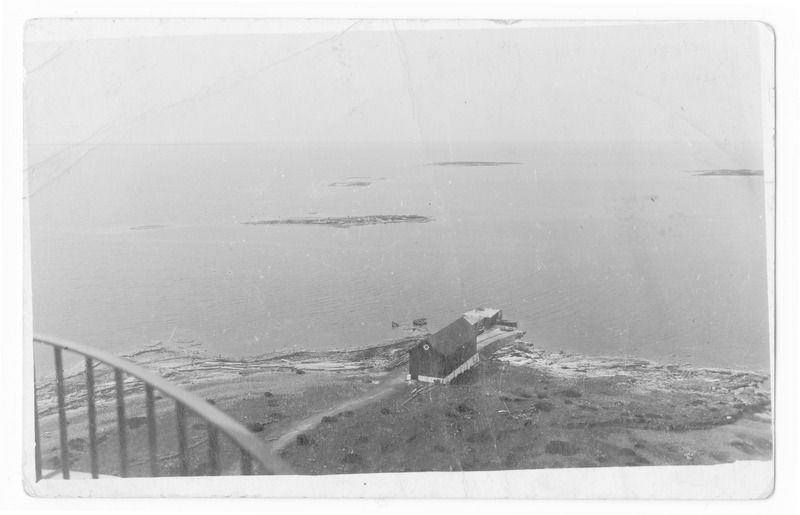 Vaade Vilsandi tuletornist Punase Risti päästepaadikuurile 1924.a.