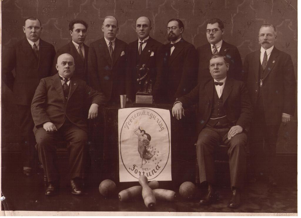 Foto. Veeremängu ring Fortuna, Narvas 1922